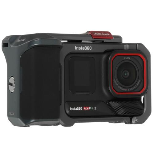Экшн-камера Insta360 Ace Pro 2 Xplorer Bundle черный