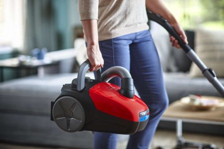 Пылесос Philips PowerGo FC8293/01 красный/черный