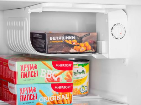 Холодильник компактный   MAUNFELD MFF50WD коричневый