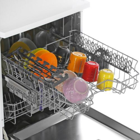 Посудомоечная машина Beko BDFN15421W белый